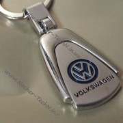 Брелок Volkswagen (Фольксваген) на ключі, овальний та сталевий на подарунок